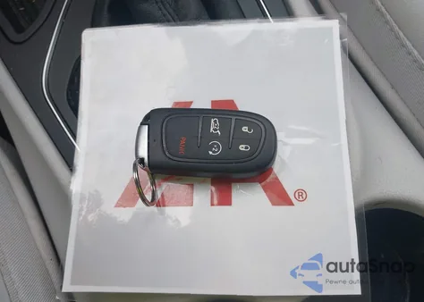 2022 Jeep Cherokee Latitude Lux Fwd z USA, uszkodzony, nr VIN 1C4PJLMX2ND519636